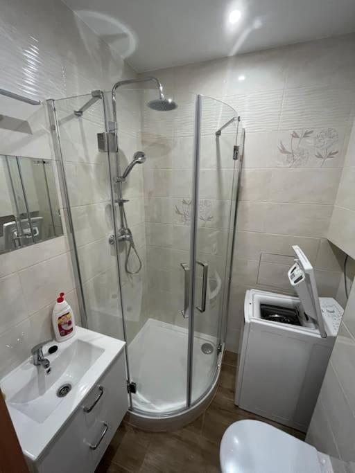 Brand New Apartment In The Heart Of Bratislava Extérieur photo