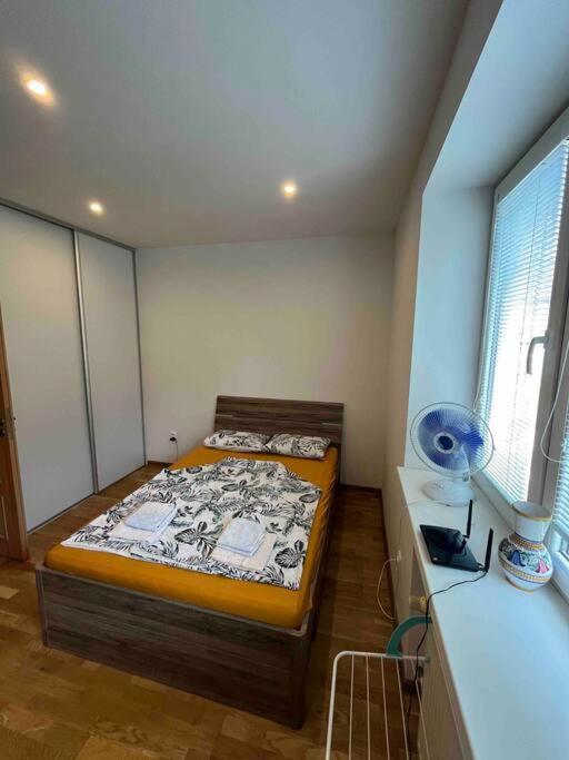 Brand New Apartment In The Heart Of Bratislava Extérieur photo